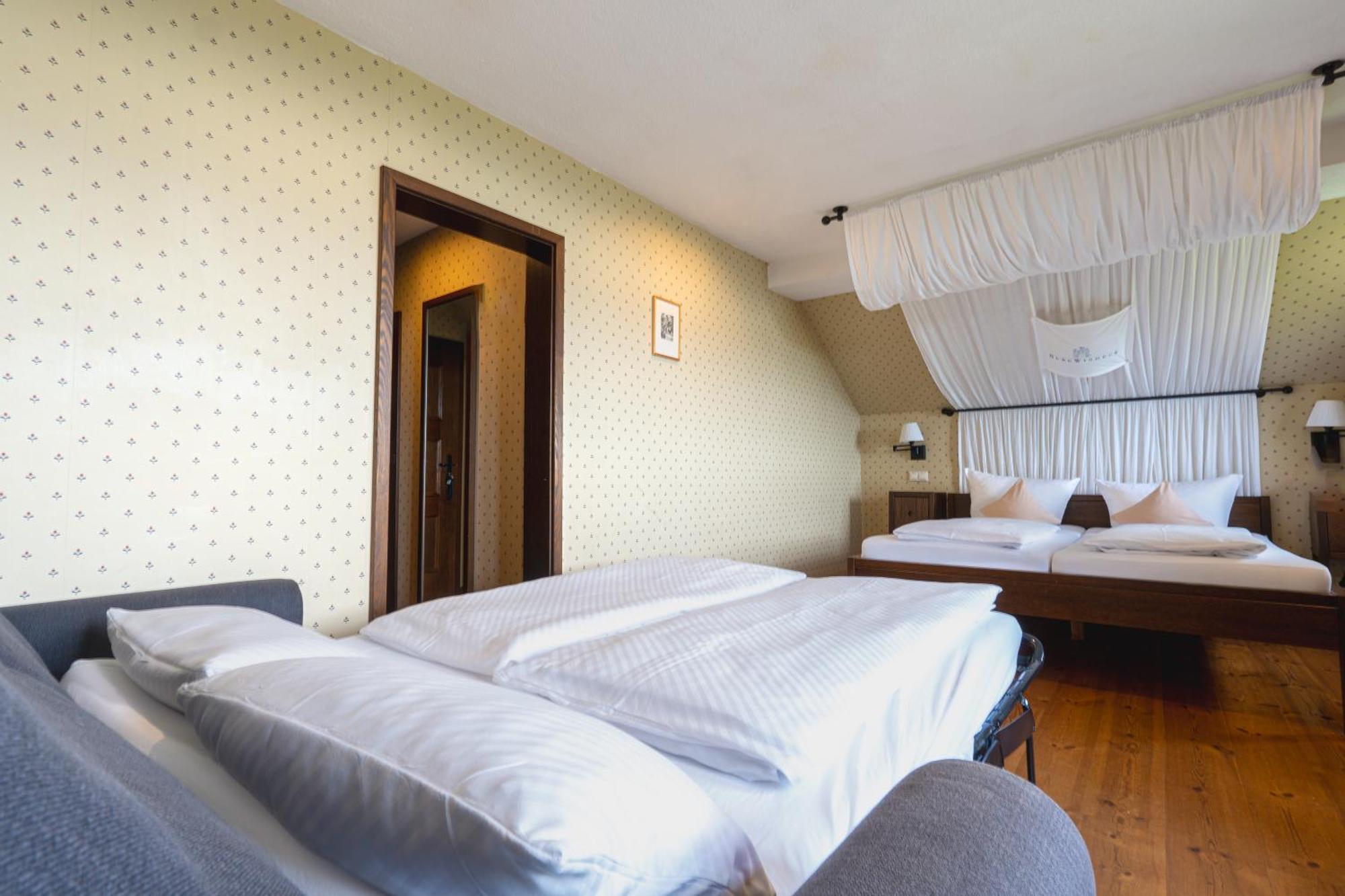 Burg Windeck ***S Hotel Buhl Ruang foto