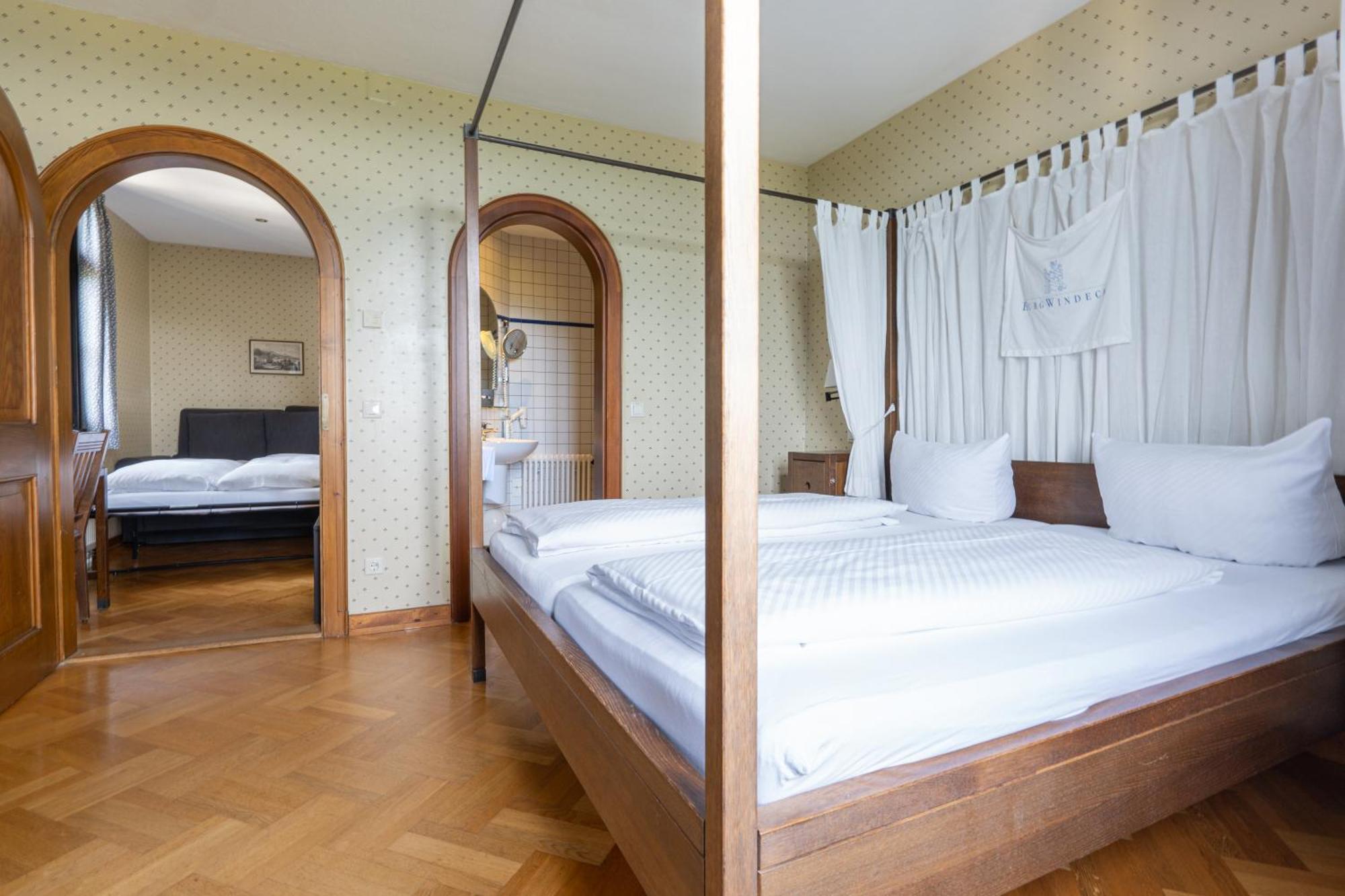 Burg Windeck ***S Hotel Buhl Ruang foto