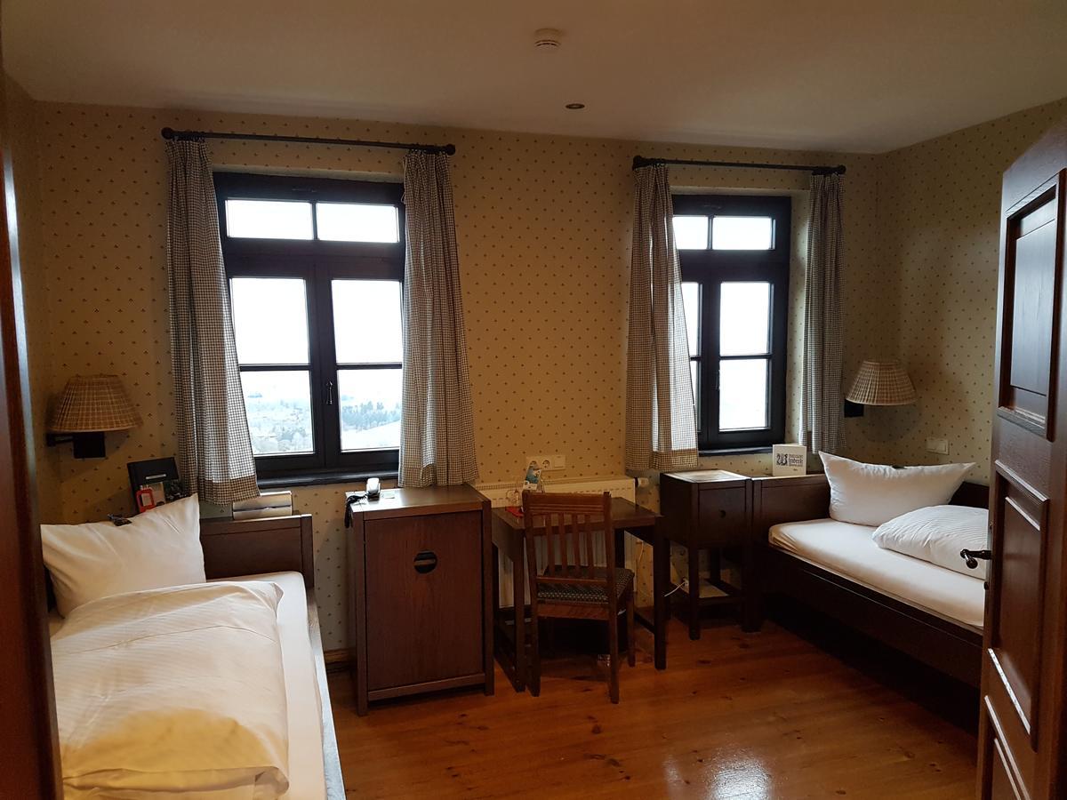 Burg Windeck ***S Hotel Buhl Bagian luar foto